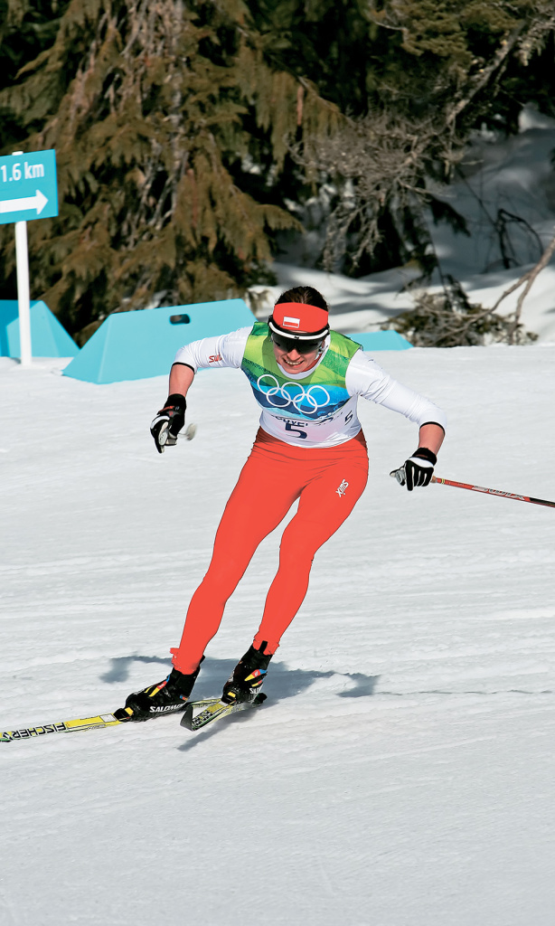 Юстина встала на лыжи довольно поздно — в 15 лет, поэтому каждый быстрый спуск превращается для неё в настоящее испытание.