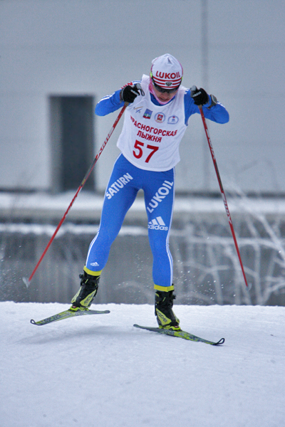 Бронзовый призер женской гонки, олимпийская чемпионка Евгения Медведева на дистанции