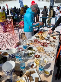 Авачинский марафон 2018 стол на финише