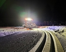 Ночная подготовка лыжной трассы в ГАБО ратраком «PistenBully 100. Зима 2024.