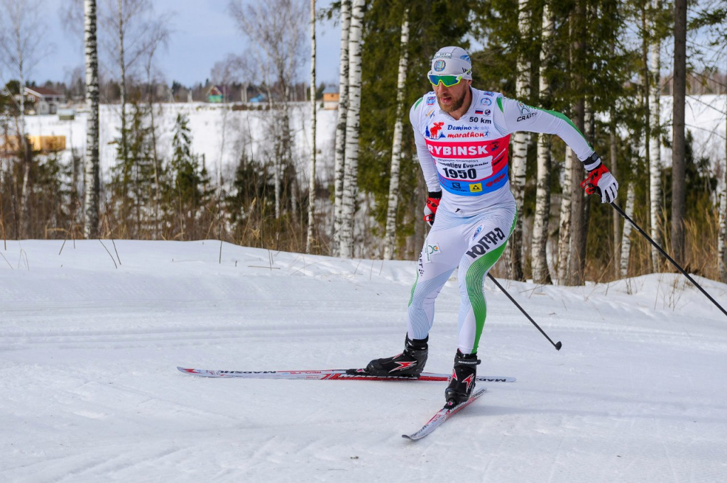 На Дёминском марафоне-2016 Евгений Дементьев ушел в отрыв и финишировал в гордом одиночестве.