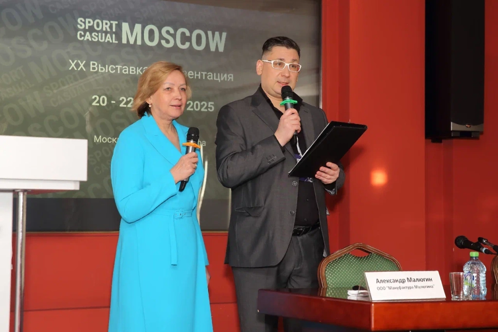 Руководитель и основатель выставки Светлана Пономарёва и руководитель деловой программы выставки Максим Калмыков.