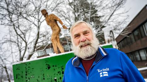 Четыре года назад в Финляндии появился памятник Ю.Мието. 