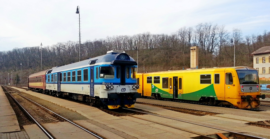 Чехия. Поезд: тепловоз и вагон