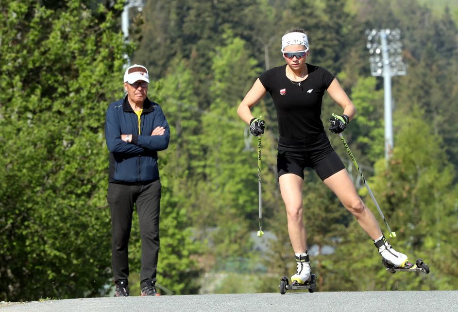 Александр Веретельный во время тренировки Изабелы Марциш 