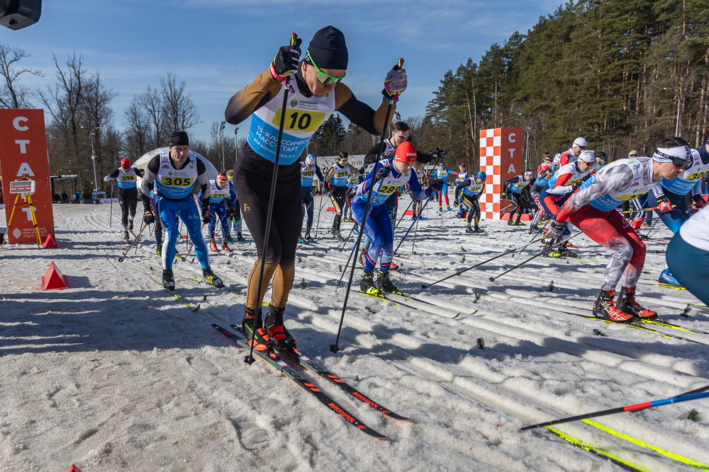 Александр Большунов. 