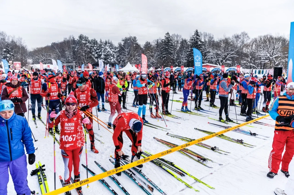 На старте "Лыжни России".