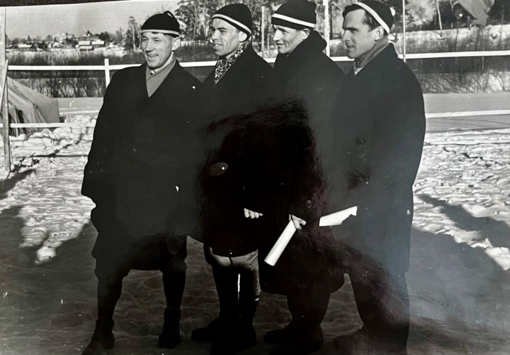 Владимир Кузин, Николай Аникин, ....... , Виктор Баранов.